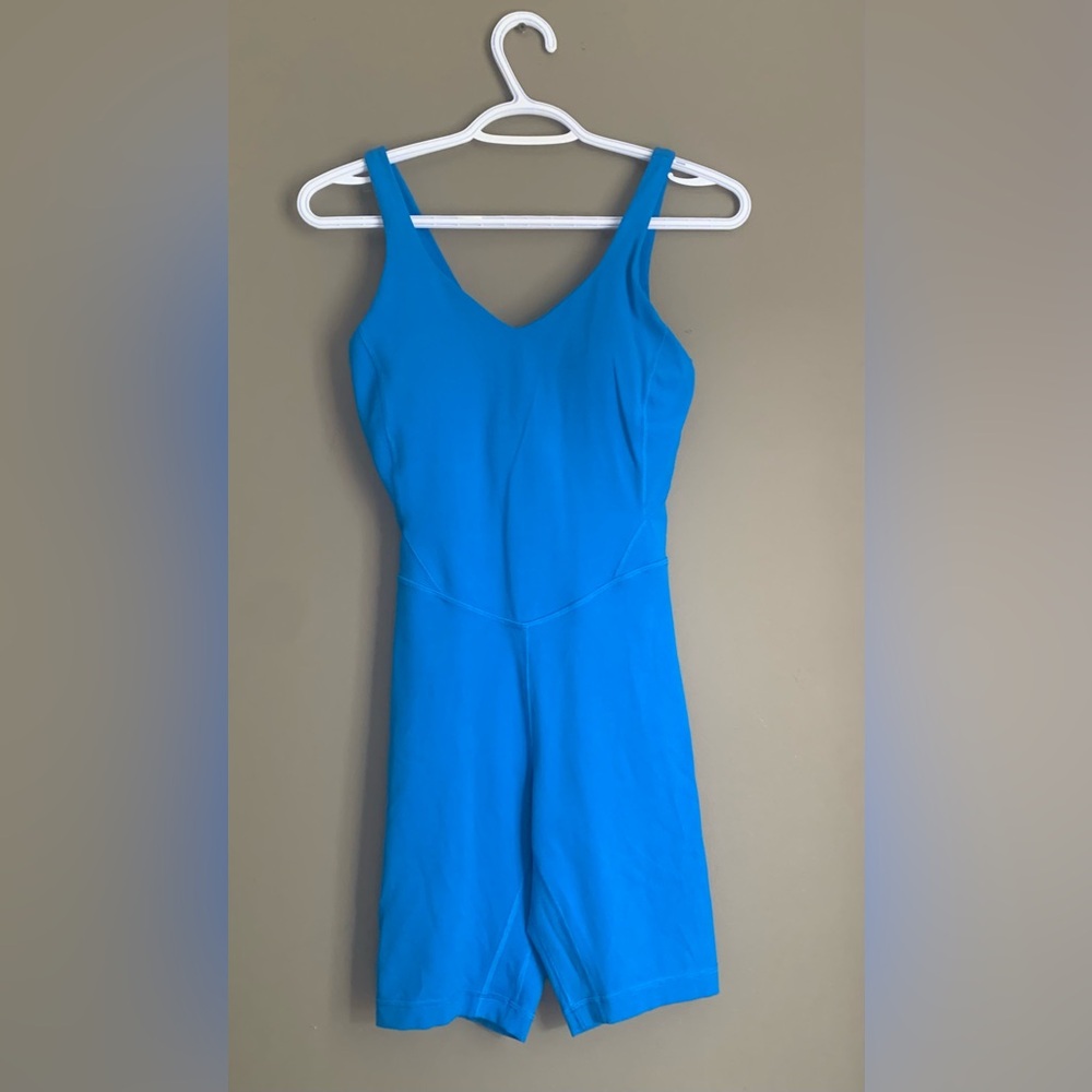 ⭐️Host Pick⭐️ BNWOT Lululemon Align Onesie 8”